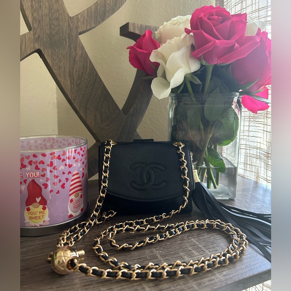 🖤⚜️ Chanel Pearl Crush Wallet +Chain Style Mini Wallet on a Chain Crossbody 🖤